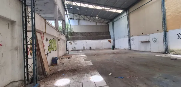 Galpão / Depósito / Armazém à venda, 2077m² no Tanque, Rio de Janeiro