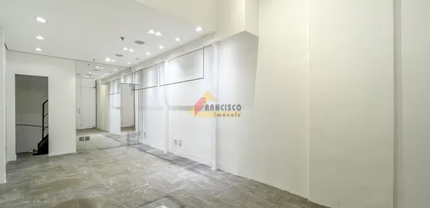 Loja / Salão / Ponto Comercial à venda, 35m² no Santa Clara, Divinópolis