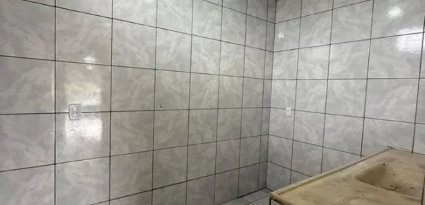 Loja / Salão / Ponto Comercial para alugar, 100m² no , Hidrolândia