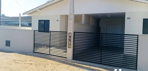 Casa de Condomínio com 2 Quartos para alugar, 75m² no São Cristovão, Penha