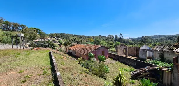 Fazenda / Sítio / Chácara com 4 Quartos à venda, 110m² no Terra Preta (Terra Preta), Mairiporã