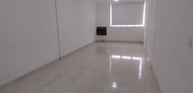 Conjunto Comercial / Sala à venda, 42m² no Centro, Juiz de Fora