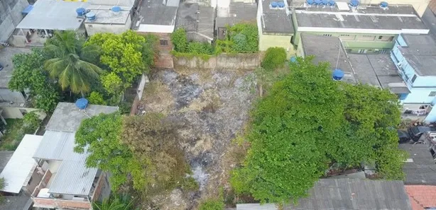 Terreno / Lote / Condomínio à venda, 800m² no Areia Branca, Belford Roxo