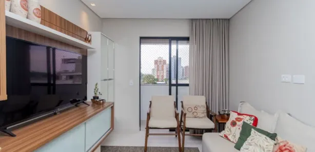 Apartamento com 3 Quartos à venda, 79m² no Cabral, Curitiba