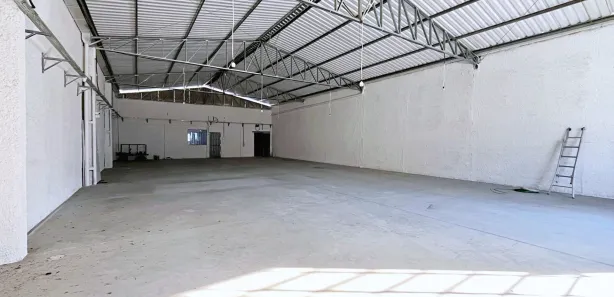 Galpão / Depósito / Armazém para alugar, 270m² no Velha Central, Blumenau