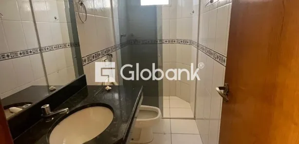 Apartamento com 3 Quartos para venda ou aluguel, 100m² no São José, Montes Claros