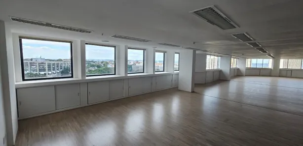 Conjunto Comercial / Sala à venda, 1248m² no Asa Norte, Brasília