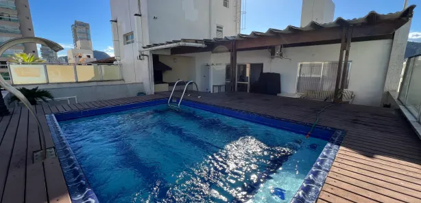 Cobertura com 3 Quartos para alugar, 180m² no Enseada, Guarujá