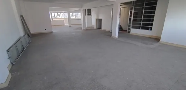 Andar / Laje corporativa para alugar, 178m² no Jardim Vinte e Cinco de Agosto, Duque de Caxias