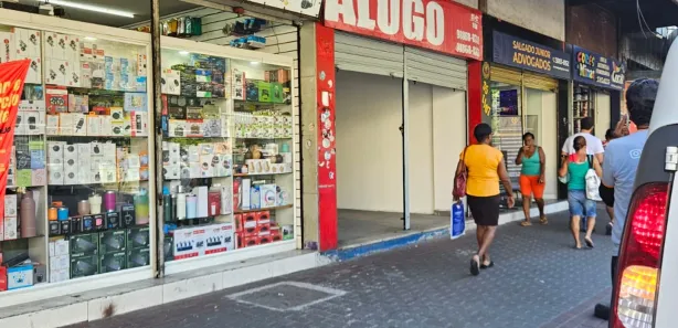 Loja / Salão / Ponto Comercial para alugar, 170m² no Centro, São Gonçalo