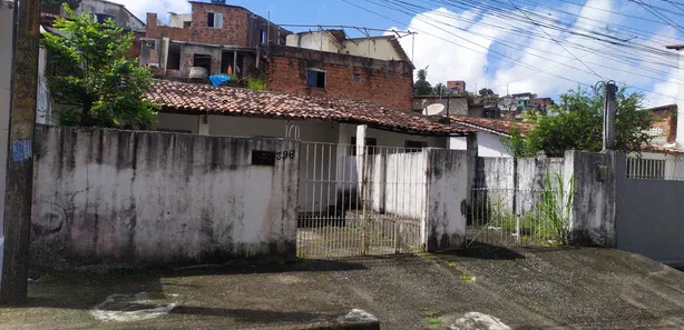 Casa com 3 Quartos à venda, 120m² no COHAB, Recife
