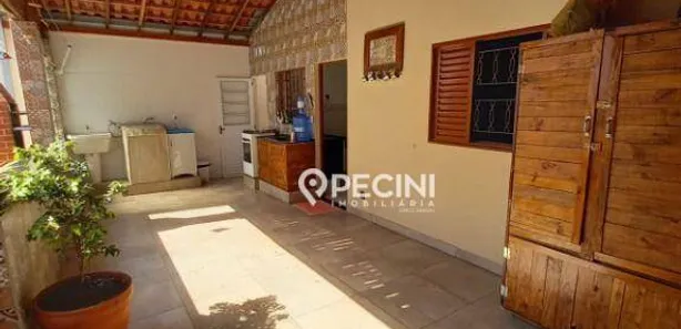 Casa com 2 Quartos à venda, 163m² no Parque dos Jequitibás, Santa Gertrudes