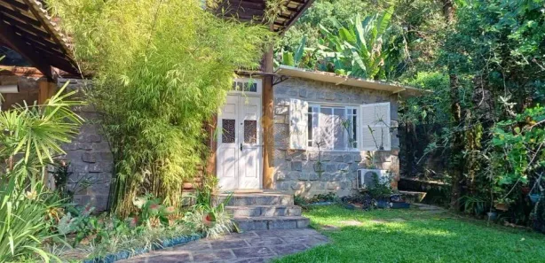 Casa de Condomínio com 3 Quartos à venda, 862m² no Limoeiro, Guapimirim
