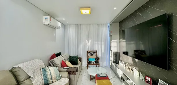 Casa de Condomínio com 3 Quartos à venda, 389m² no Camobi, Santa Maria