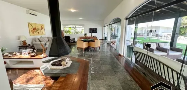 Casa de Condomínio com 6 Quartos para alugar, 600m² no Jardim Acapulco, Guarujá