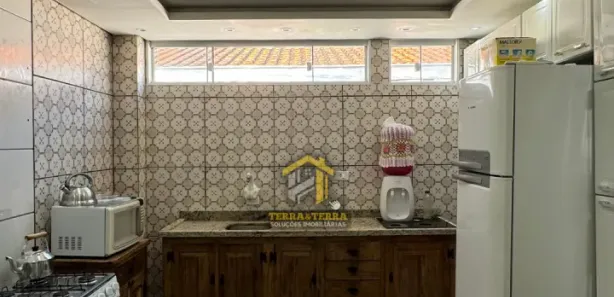 Casa com 6 Quartos para alugar, 10m² no Vila Arcina, Telêmaco Borba