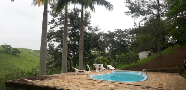 Fazenda / Sítio / Chácara com 2 Quartos à venda, 5827m² no Rosa Machado, Piraí
