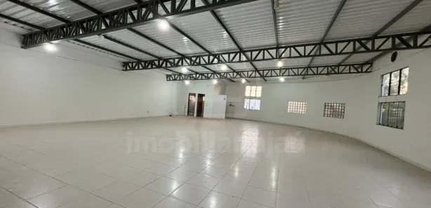 Loja / Salão / Ponto Comercial para alugar, 250m² no Chácara Braz Miraglia, Jaú
