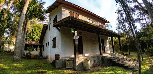 Casa com 3 Quartos à venda, 196m² no Jardim dos Ipês, Embu das Artes