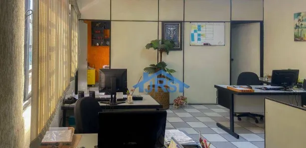 Prédio Inteiro para venda ou aluguel, 655m² no Vila Santo Antônio, Jandira