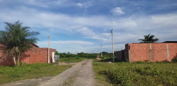 Terreno / Lote / Condomínio com 1 Quarto para venda ou aluguel, 150m² no Jardim Bandeirantes, Maracanaú