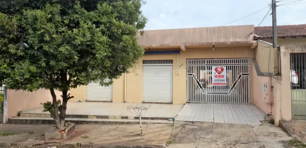 Casa com 3 Quartos à venda, 220m² no Leonor, Londrina