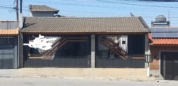 Casa de Vila com 4 Quartos à venda, 297m² no Centro, Franco da Rocha