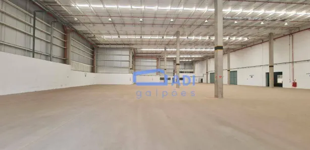 Galpão / Depósito / Armazém para alugar, 4067m² no Jardim dos Camargos, Barueri