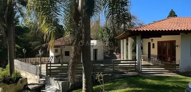 Fazenda / Sítio / Chácara com 3 Quartos para alugar, 161m² no Jardim da Colina, Campina Grande do Sul