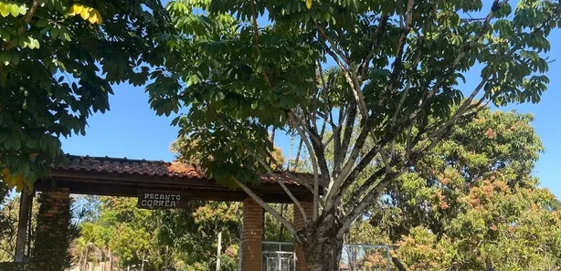 Fazenda / Sítio / Chácara com 4 Quartos à venda, 522m² no Jardim Porangaba, Águas de São Pedro