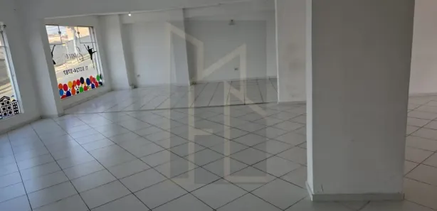 Conjunto Comercial / Sala para alugar, 135m² no Vila Monte Belo, Itaquaquecetuba