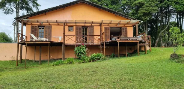 Fazenda / Sítio / Chácara com 3 Quartos à venda, 150m² no , 