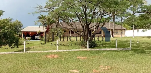 Fazenda / Sítio / Chácara com 3 Quartos para alugar, 250m² no Nova Pinhal, Cabreúva