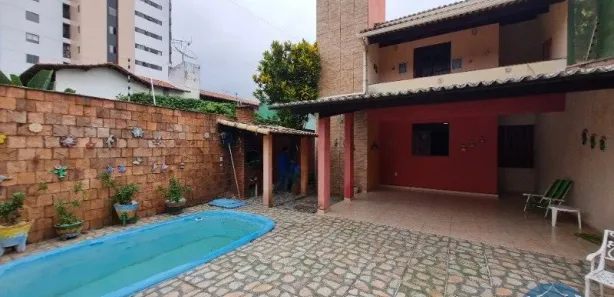 Casa com 4 Quartos à venda, 192m² no Lagoa Nova, Natal