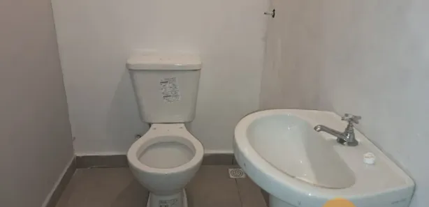 Loja / Salão / Ponto Comercial para alugar, 34m² no Osasco, Colombo