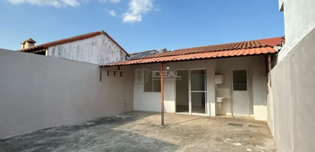 Casa de Condomínio com 2 Quartos para alugar, 47m² no Parque Santa Clara, Campos dos Goytacazes