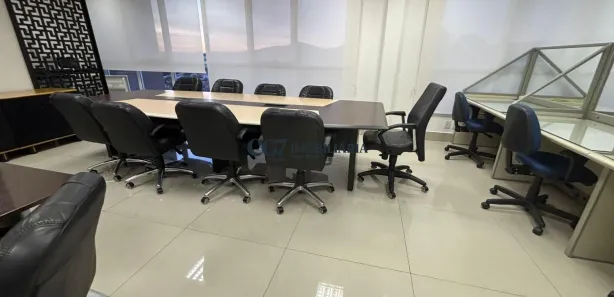 Conjunto Comercial / Sala com 2 Quartos para alugar, 86m² no Sítio Tamboré Alphaville, Barueri