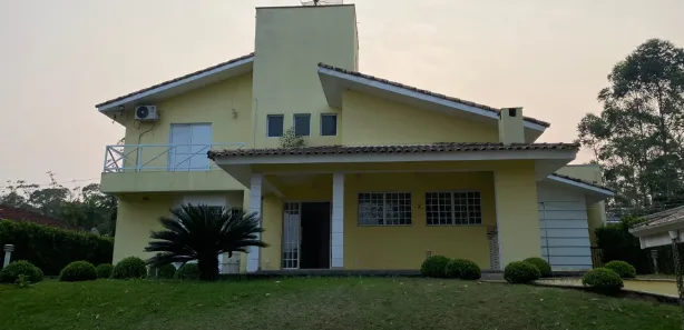 Casa de Condomínio com 3 Quartos para alugar, 420m² no Loteamento Chacaras Embu-Guacu, Embu-Guaçu