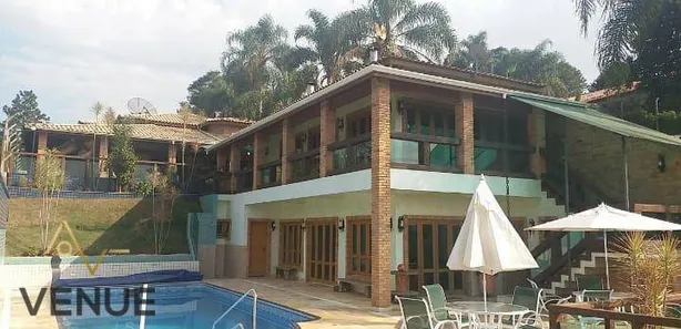 Fazenda / Sítio / Chácara com 3 Quartos à venda, 550m² no Água Branca, Igaratá
