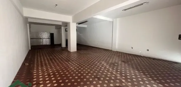 Loja / Salão / Ponto Comercial para alugar, 130m² no Centro, Nova Friburgo