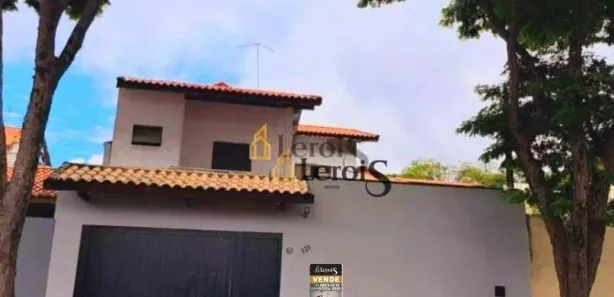 Sobrado com 4 Quartos à venda, 207m² no Jardim Paraíso, Itu