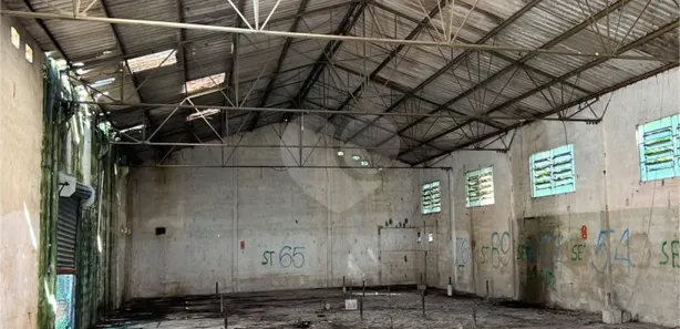 Galpão / Depósito / Armazém à venda, 1264m² no Bairro do Pinhal, Itatiba