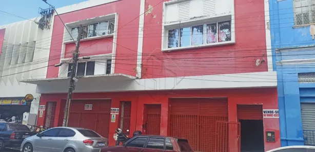 Galpão / Depósito / Armazém à venda, 700m² no Varadouro, João Pessoa