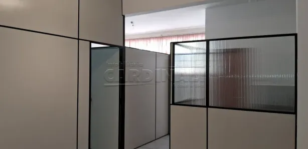 Conjunto Comercial / Sala para alugar, 50m² no Centro, Araraquara