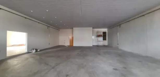 Loja / Salão / Ponto Comercial para alugar, 235m² no Jardim Apucarana, Apucarana