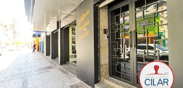 Conjunto Comercial / Sala para alugar, 86m² no Centro, Curitiba