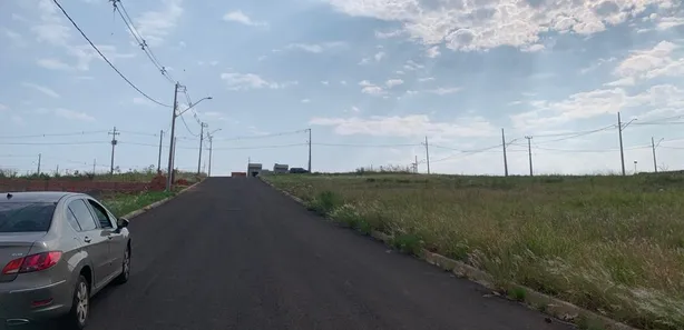 Terreno / Lote / Condomínio à venda, 252m² no Pinheiro, Ibiporã