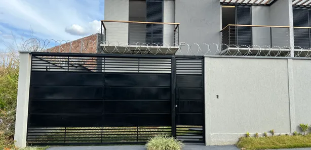 Sobrado com 3 Quartos à venda, 140m² no Residencial Boa Vista II, Senador Canedo