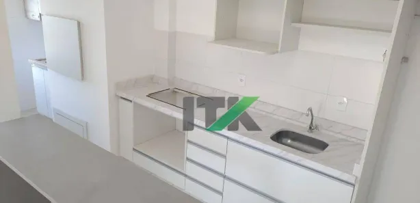 Apartamento com 2 Quartos para alugar, 65m² no Tabuleiro, Camboriú