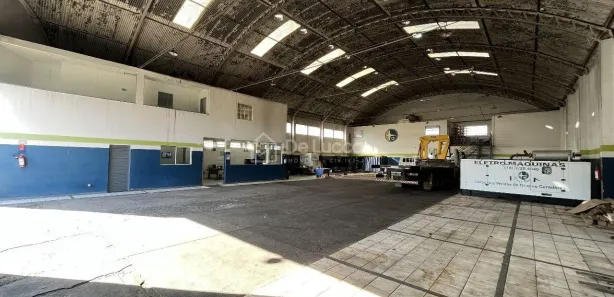 Galpão / Depósito / Armazém para venda ou aluguel, 749m² no Jardim Novo Campos Elíseos, Campinas